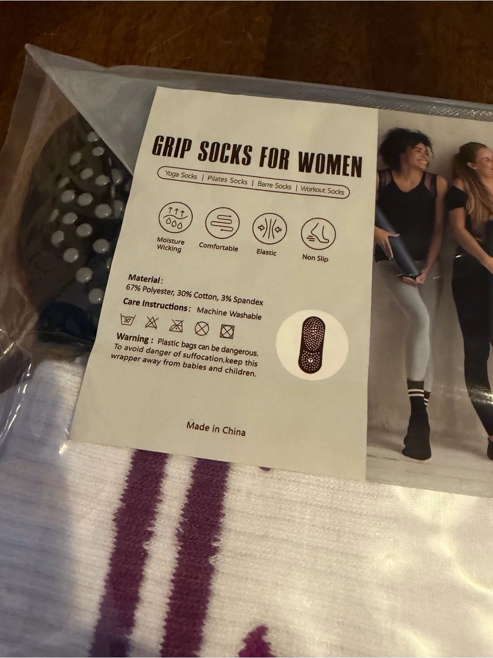 NWT SET OF 4 Pairs Pilates Grip Socks Sticky No Slip Crew One Size Women’s Yoga
